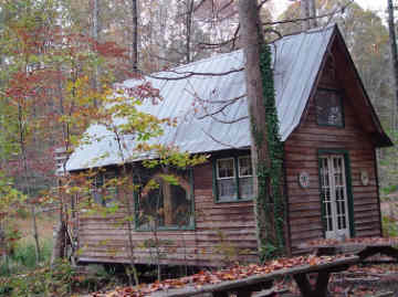 Covered Bridge Cabin with Glass Floor